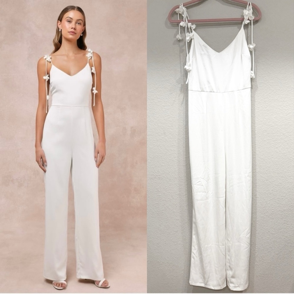 Sz S NWOT Lulus Charmingly Aesthetic White Satin Tie-Strap 3D Floral Jumpsuit